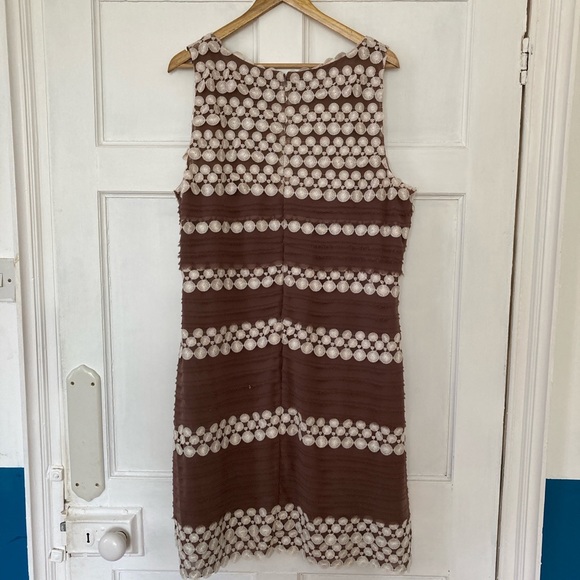 Layered Phase Eight party dress - Picture 3 of 4